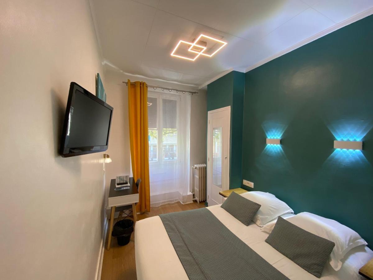 Lyo - Centre Perrache Hotel 2*